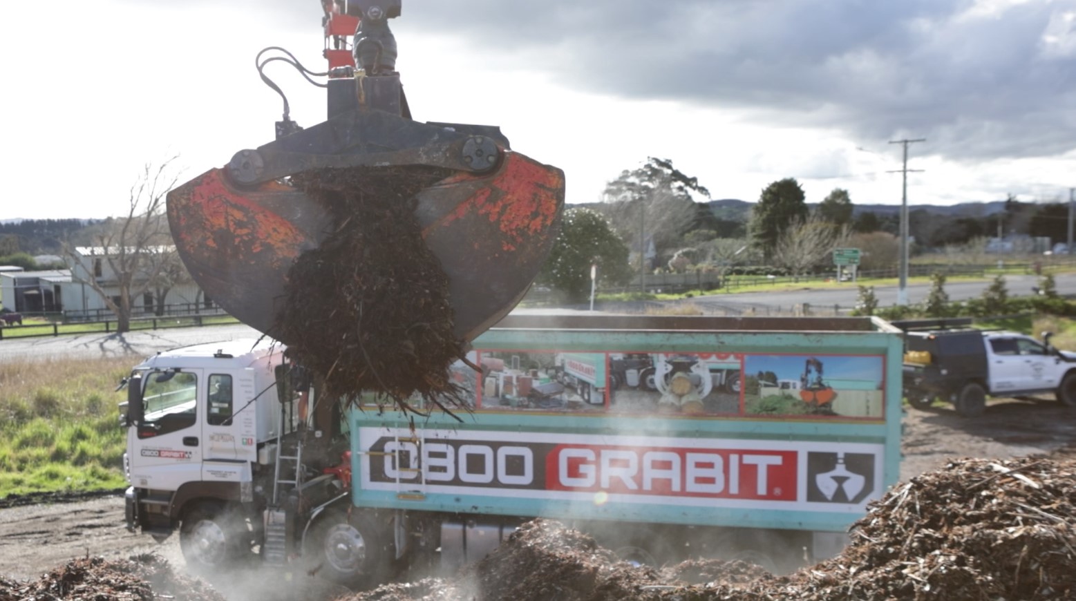Grabber Pick up Chippings